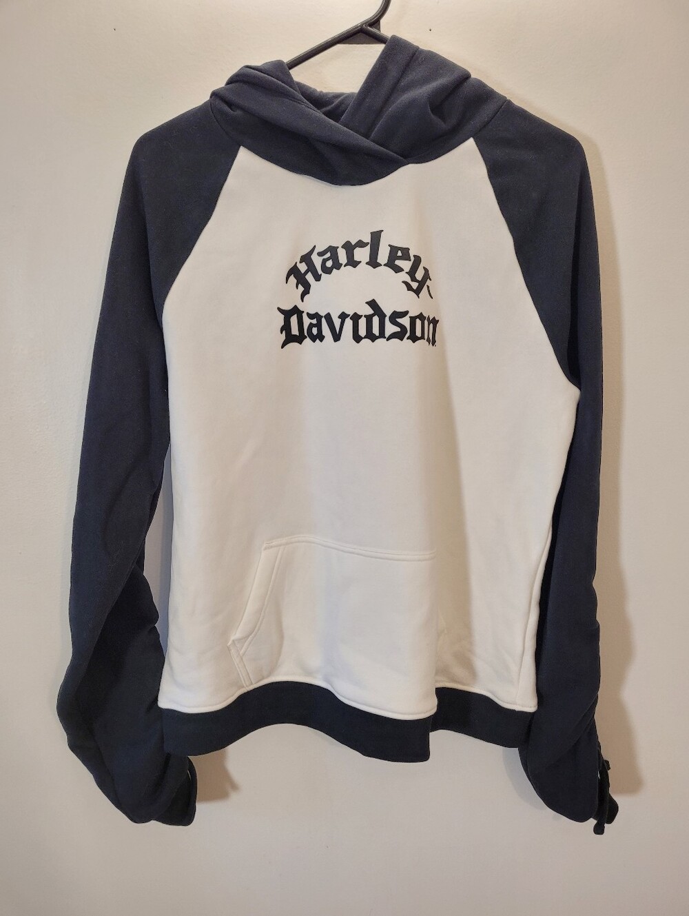 Harley-Davidson NWT Women’s Wild Cat Bar & Shield Raglan Hoodie Colorblock - L